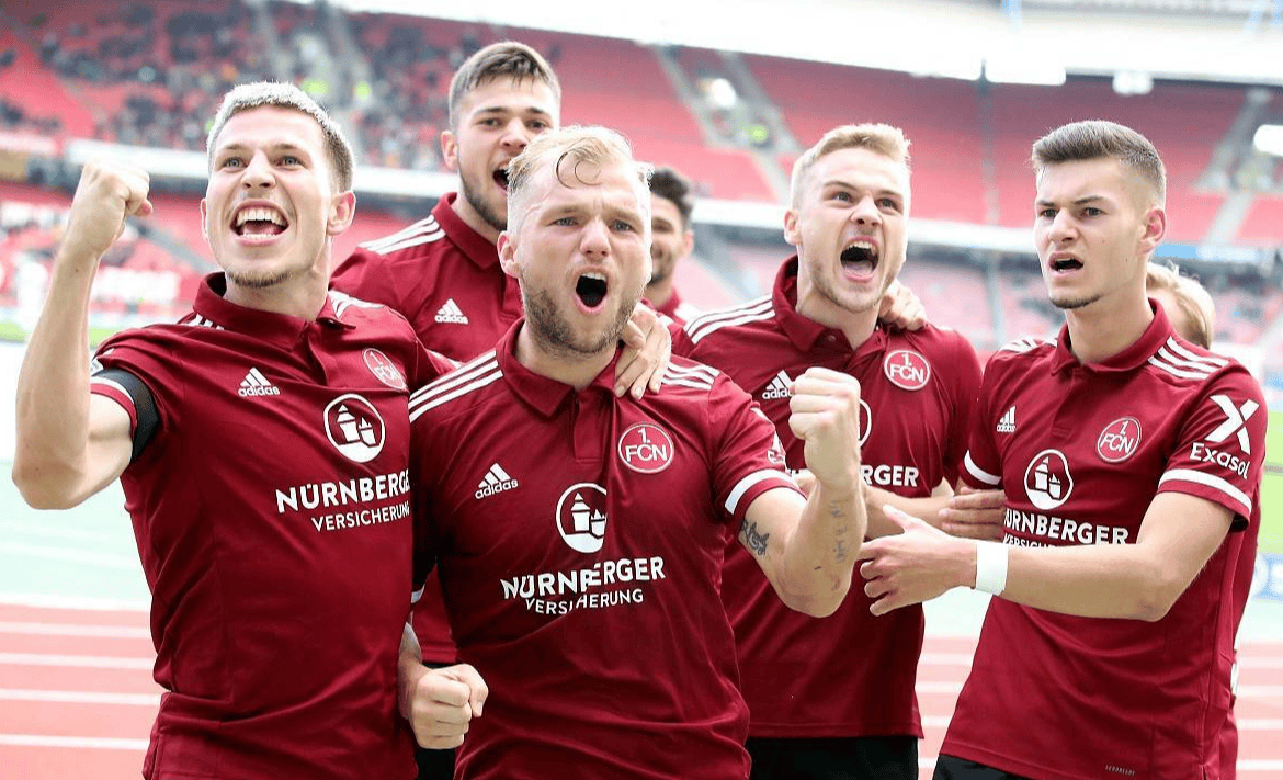 澳客官网-阿贾克斯连克AC米兰，惊艳欧冠赛场