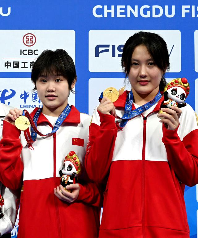 澳客下载-包含独角戏还是团队战，球员表现点亮赛场的词条