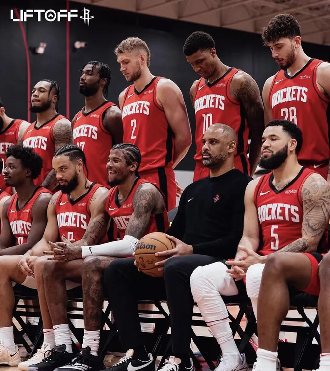 澳客链接-火箭后卫近期状态回升，球队信心大增